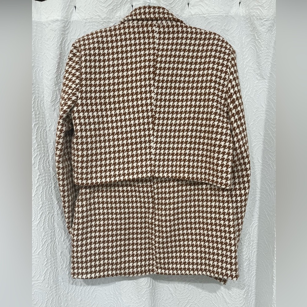 Women’s houndstooth blazer and skirt set - Picture 5 of 5